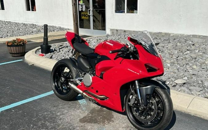 2023 Ducati Panigale V2 Ducati Red