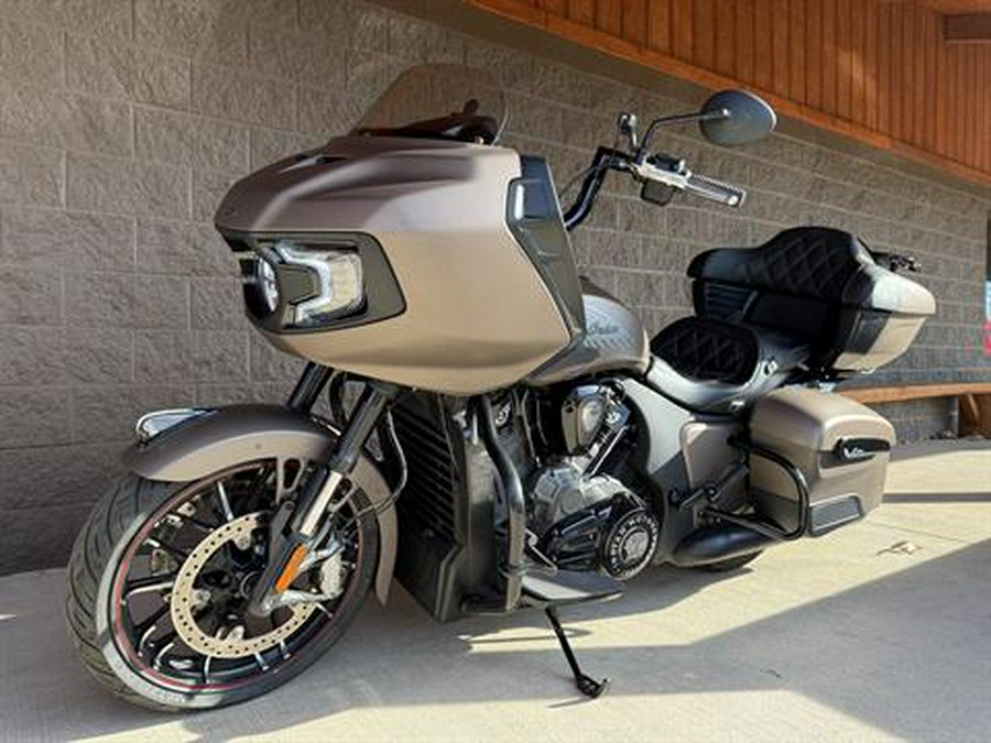 2021 Indian Motorcycle Challenger® Dark Horse®