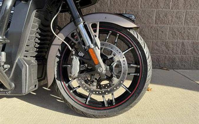 2021 Indian Motorcycle Challenger® Dark Horse®