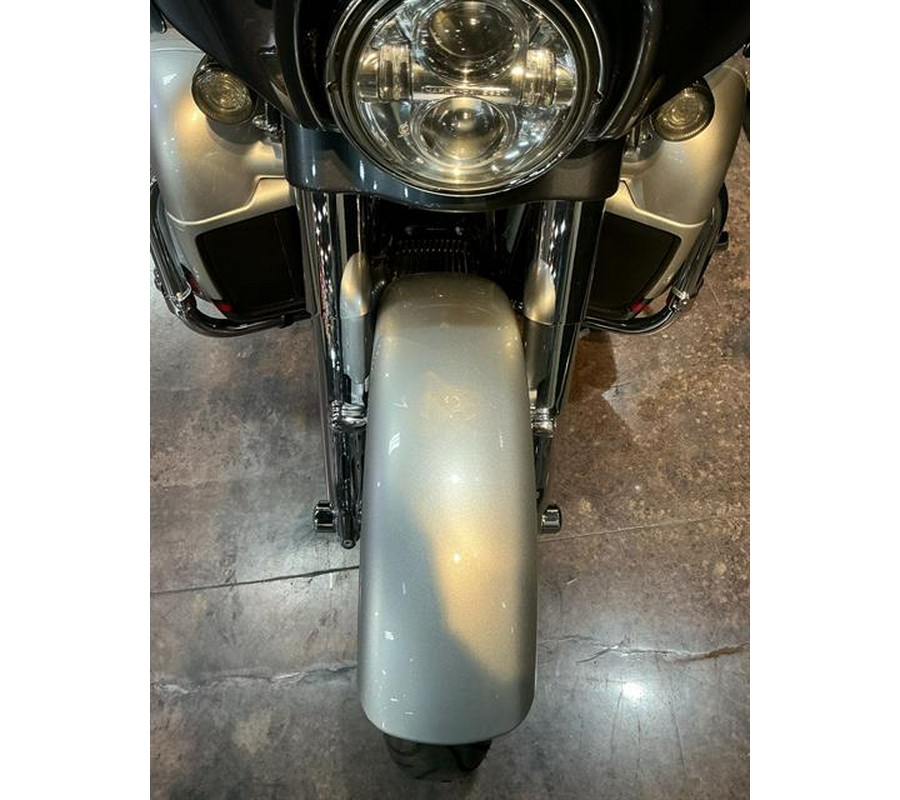 2019 Harley-Davidson CVO™ Street Glide®