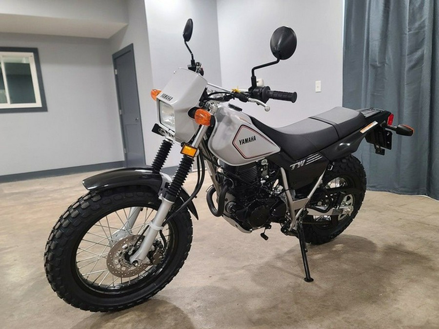 2027 Yamaha TW 200