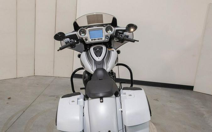 2024 Indian Chieftain Dark Horse Ghost White Metallic Smoke