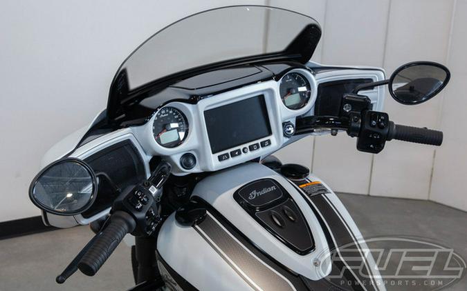 2024 Indian Chieftain Dark Horse Ghost White Metallic Smoke