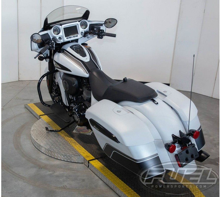 2024 Indian Chieftain Dark Horse Ghost White Metallic Smoke