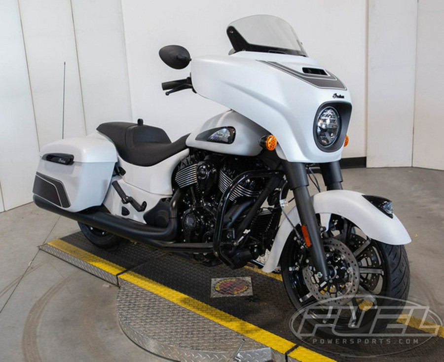 2024 Indian Chieftain Dark Horse Ghost White Metallic Smoke