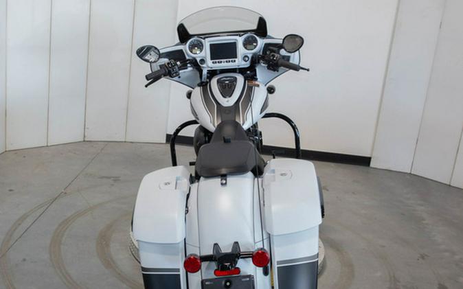 2024 Indian Chieftain Dark Horse Ghost White Metallic Smoke