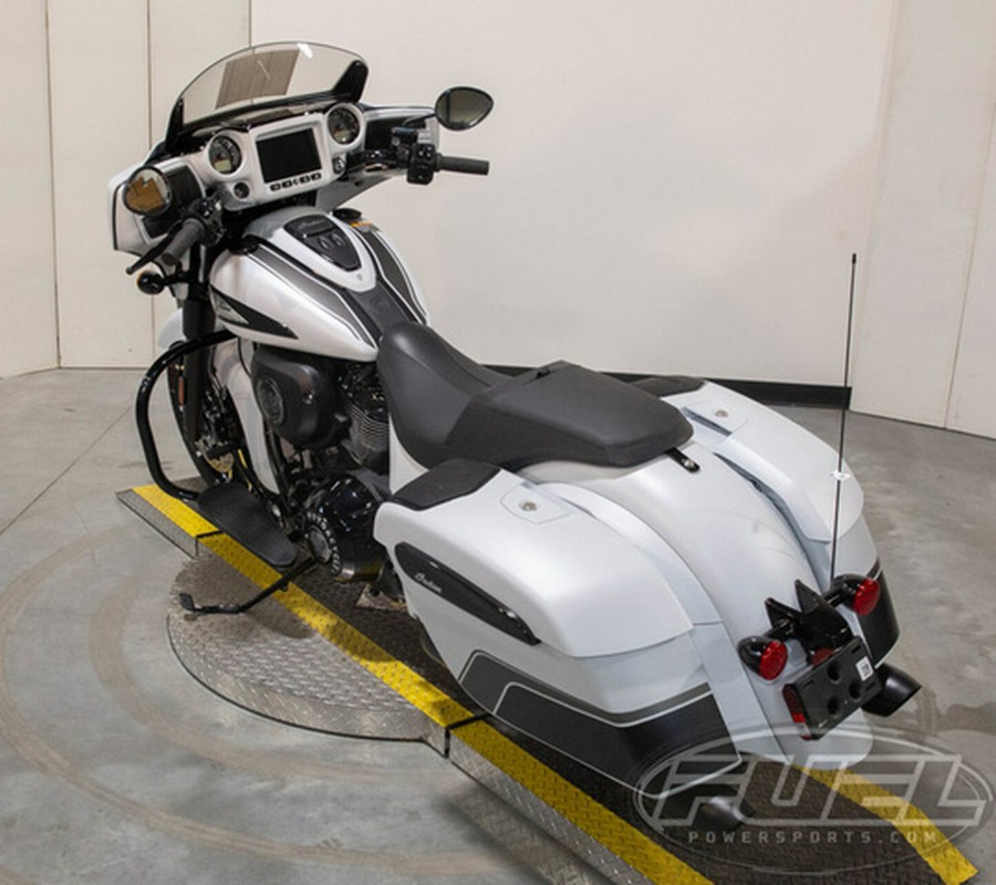 2024 Indian Chieftain Dark Horse Ghost White Metallic Smoke