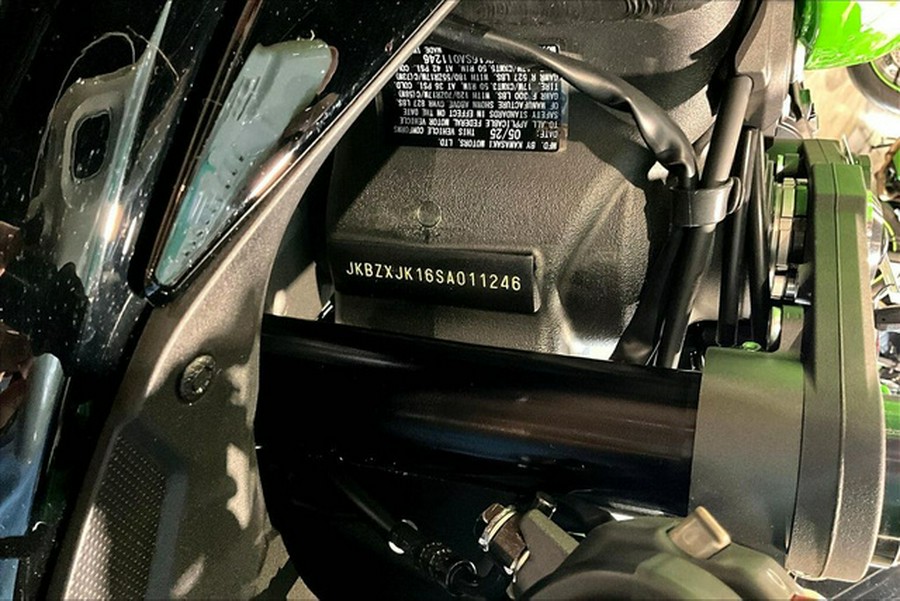 2025 Kawasaki Ninja ZX-6R KRT Edition