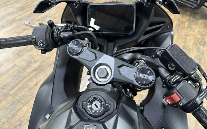 2026 Honda CBR650R E-Clutch