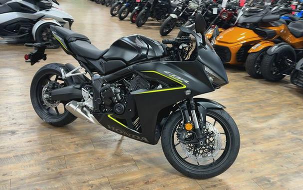 2026 Honda CBR650R E-Clutch