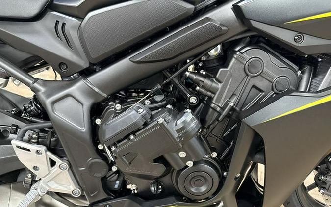 2026 Honda CBR650R E-Clutch