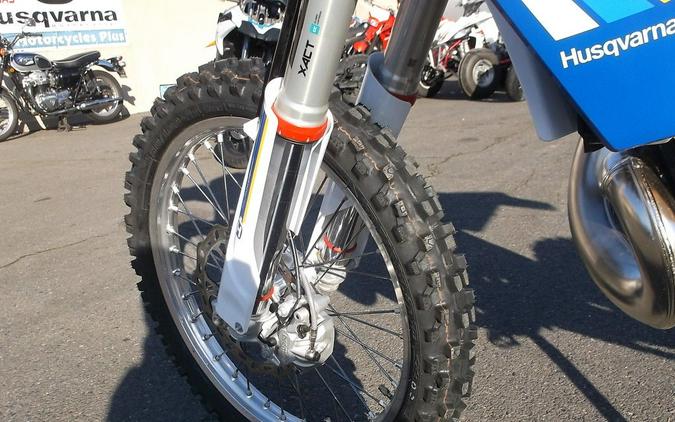 2025 Husqvarna® TE 250 Heritage