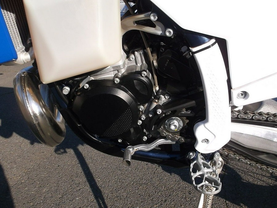 2025 Husqvarna® TE 250 Heritage