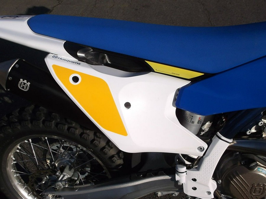 2025 Husqvarna® TE 250 Heritage