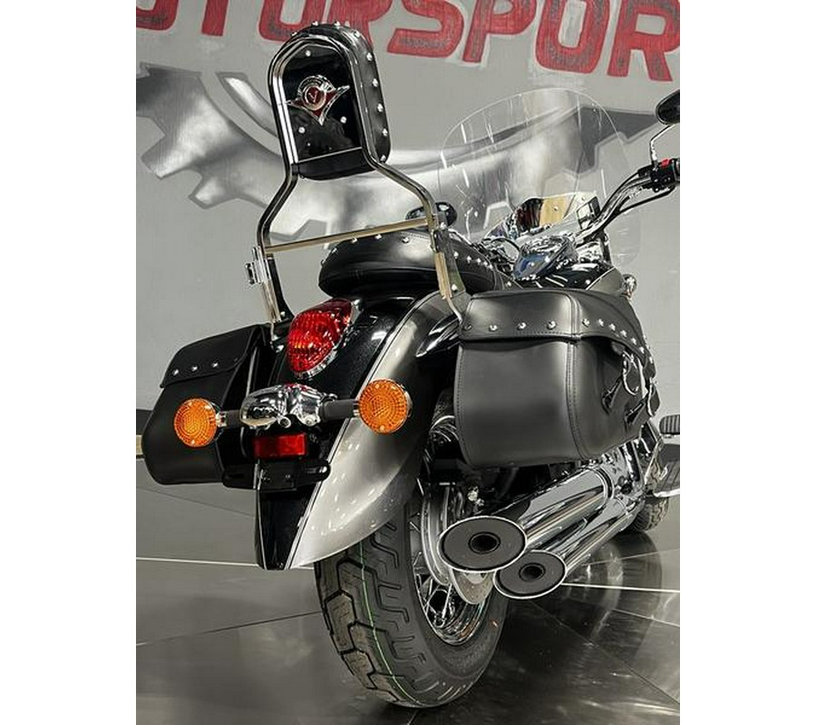 2026 Kawasaki Vulcan® 900 Classic LT
