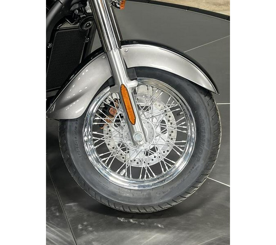 2026 Kawasaki Vulcan® 900 Classic LT