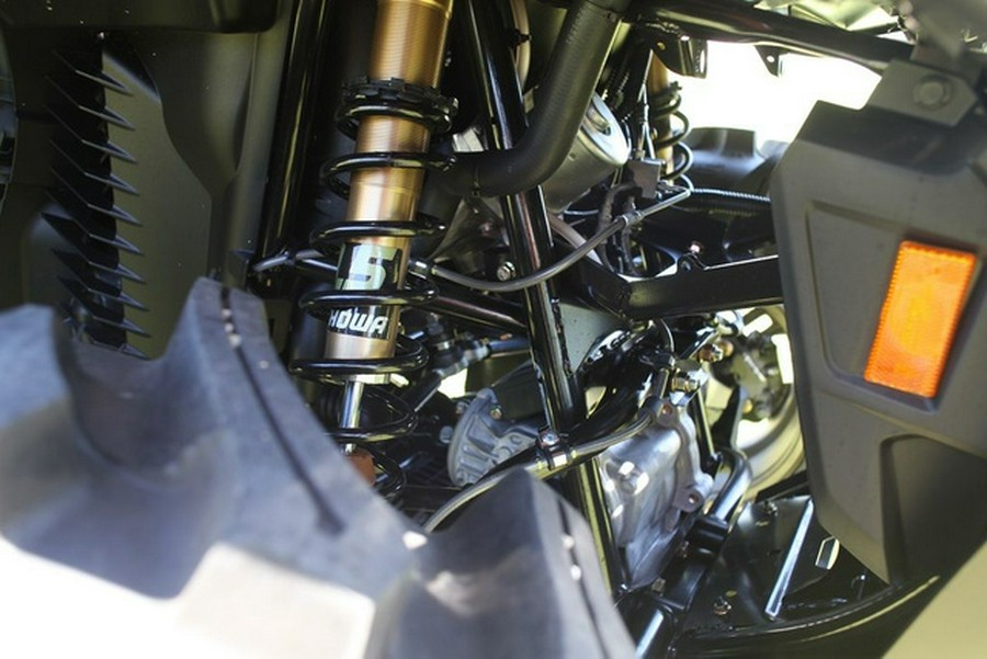 2026 Can-Am Outlander X mr 1000R Granite Grey
