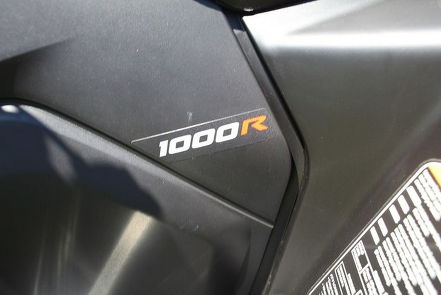 2026 Can-Am Outlander X mr 1000R Granite Grey