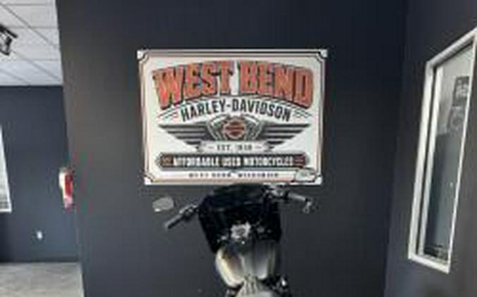 2026 Harley-Davidson Deadwood Black Denim