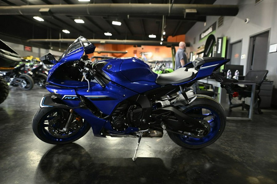 2025 Yamaha YZF R1