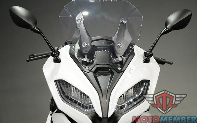 2022 BMW R 1250 RS Light White