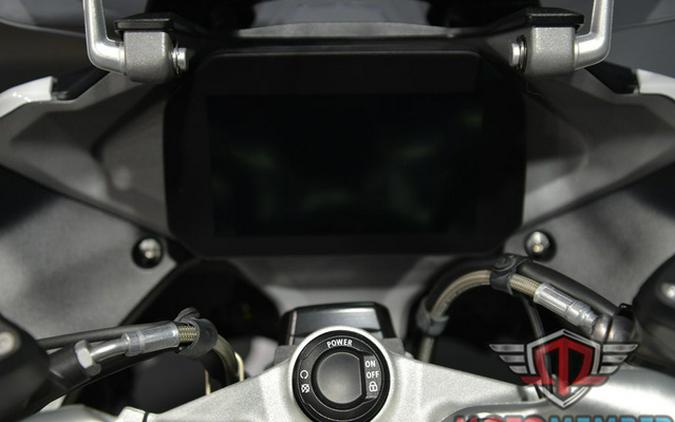 2022 BMW R 1250 RS Light White