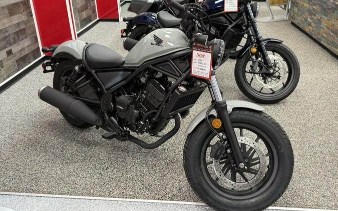 2026 Honda Rebel® 300 E-Clutch