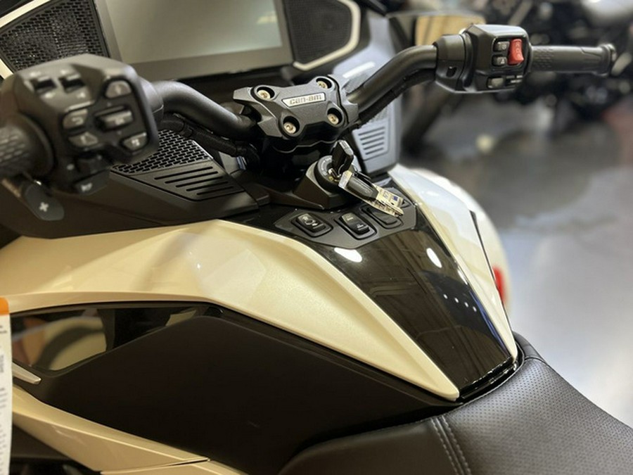 2026 Can-Am Spyder RT Limited Platine