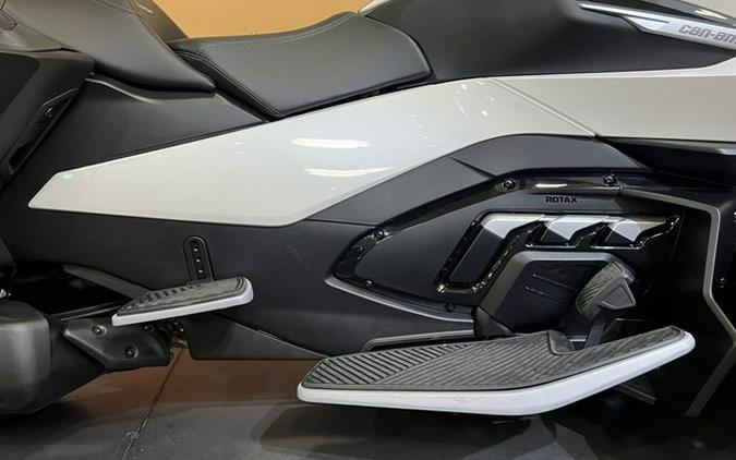 2026 Can-Am Spyder RT Limited Platine