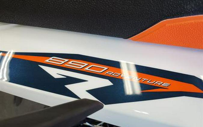 2023 KTM 890 Adventure R