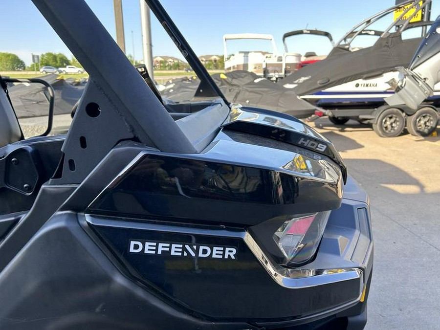 2022 Can-Am® Defender DPS HD9 Timeless Black