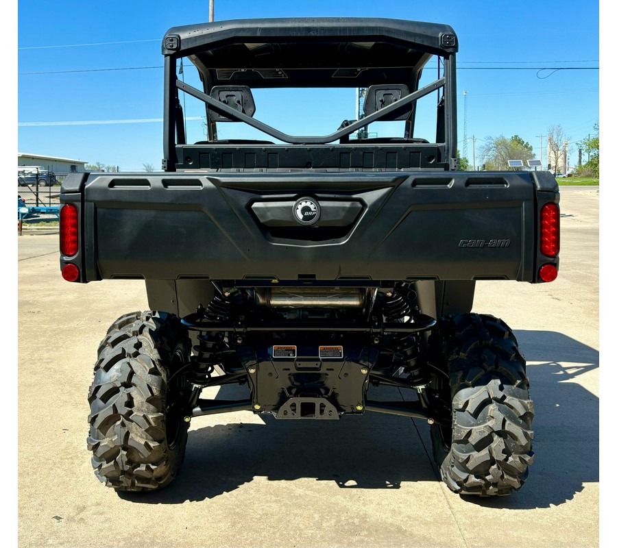 2024 Can-Am™ Defender XT HD10