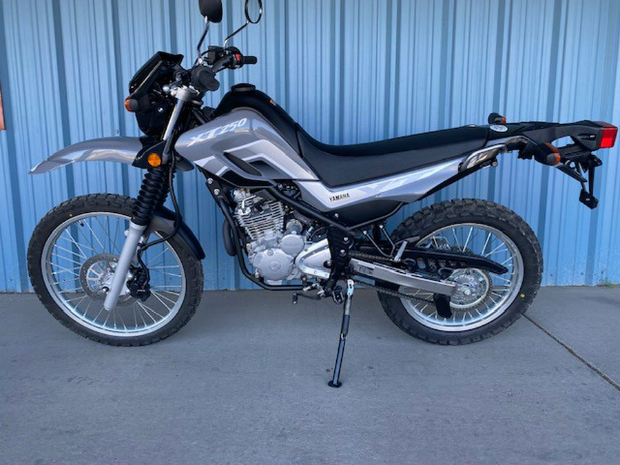 2024 Yamaha XT250 School Unit