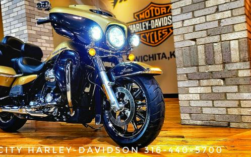 USED 2017 Harley-Davidson Ultra Limited, FLHTK