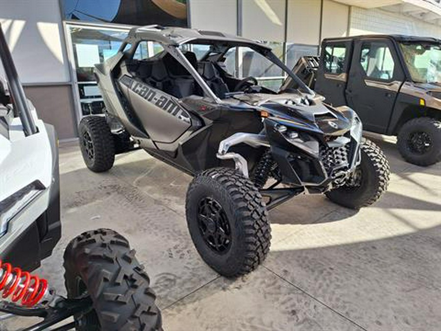 2024 Can-Am Maverick R X