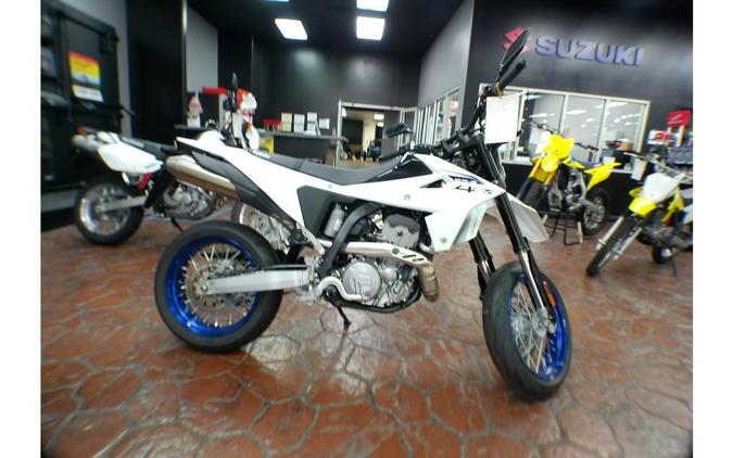 2025 DR-Z4SMM5 - Suzuki