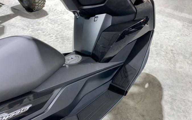 2023 BMW C 400 GT Triple Black