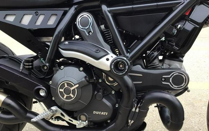 2015 Ducati Scrambler Full Throttle Deep Black