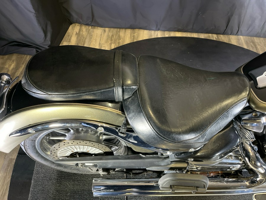 2006 Yamaha Motor Corp., USA Roadliner S