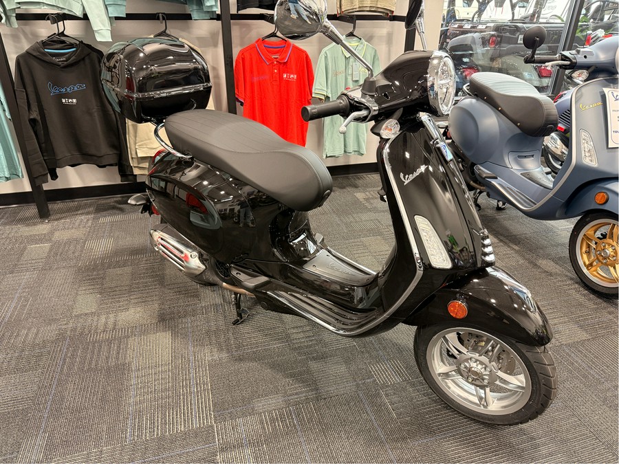 2025 Vespa Primavera 150
