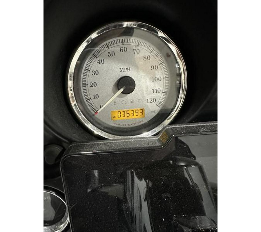 2010 Harley-Davidson® FLHX - Street Glide®