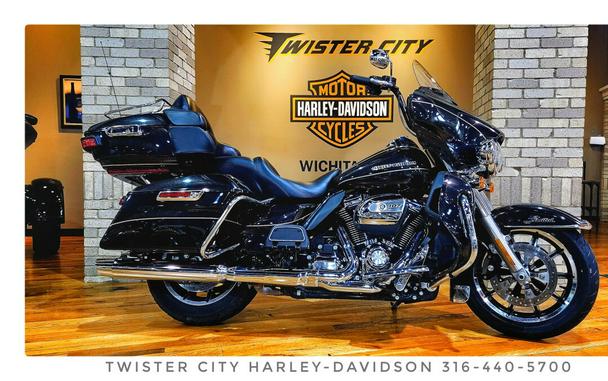 USED 2017 Harley-Davidson Ultra Limited, FLHTK