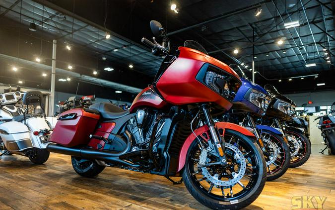 2024 Indian Motorcycle® Challenger® Dark Horse® w/PowerBand Audio Pkg Sunset Red Smoke