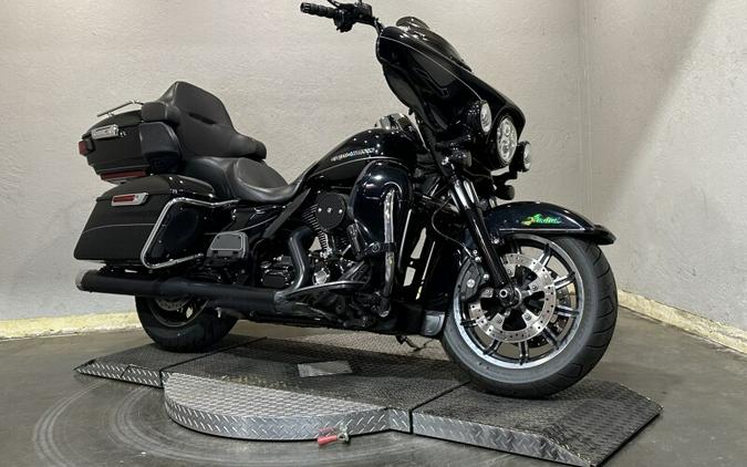 Harley-Davidson Ultra Limited 2016 FLHTK 686048T BLACK W/PINSTRIPE