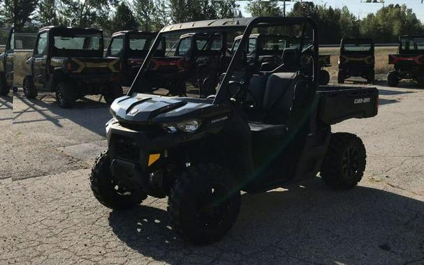 2025 Can-Am® Defender DPS HD9 Stealth Black
