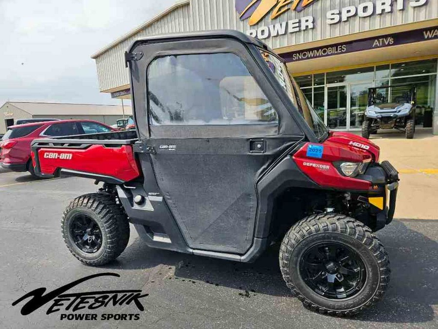 2019 Can-Am® Defender XT™ HD10