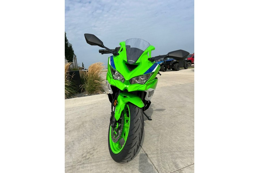 2024 Kawasaki Ninja® ZX™-4RR ABS 40th Ann.