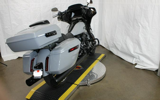 Harley-Davidson® Street Glide® 2024 FLHX 633563T BILLIARD GRAY