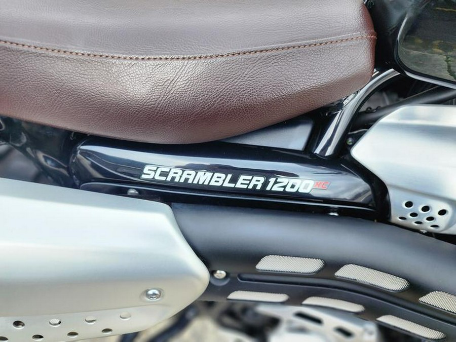 2022 Triumph Scrambler 1200 XE Sapphire Black