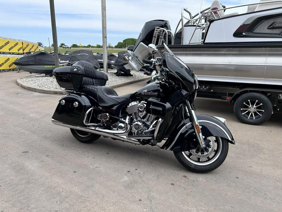 2022 Indian Motorcycle® Roadmaster® Black Metallic